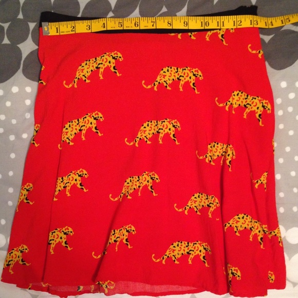 IMPULSE cheetah print matching set top & skirt - Picture 5 of 7